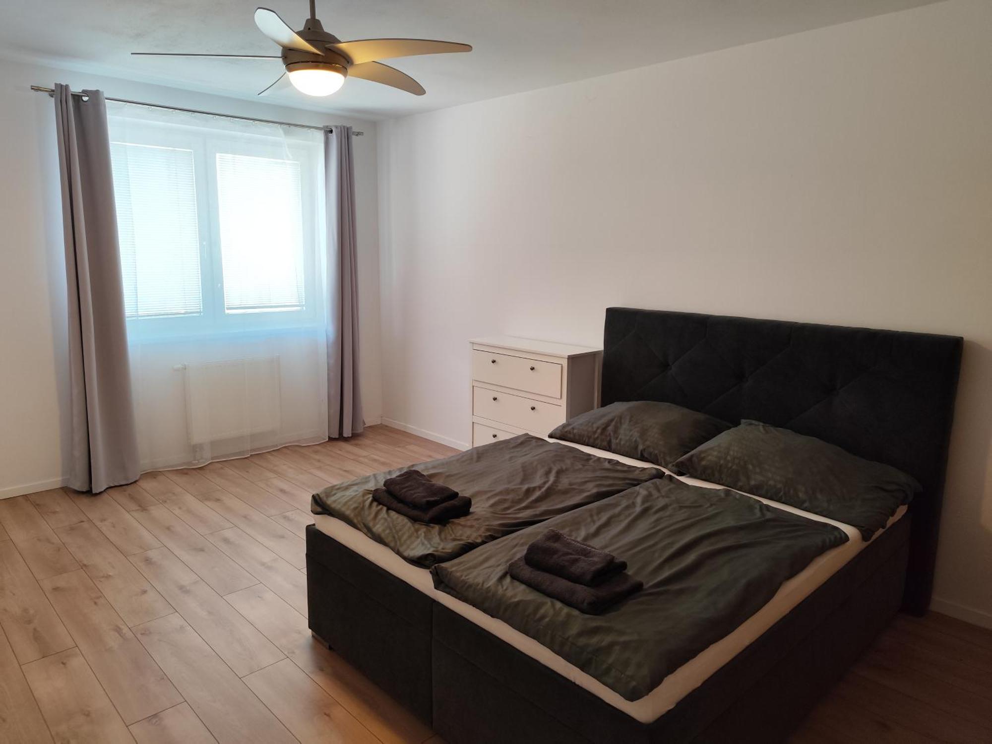 2 Room Apartment, Near Oc Galeria, Petrzalka Bratysława Zewnętrze zdjęcie