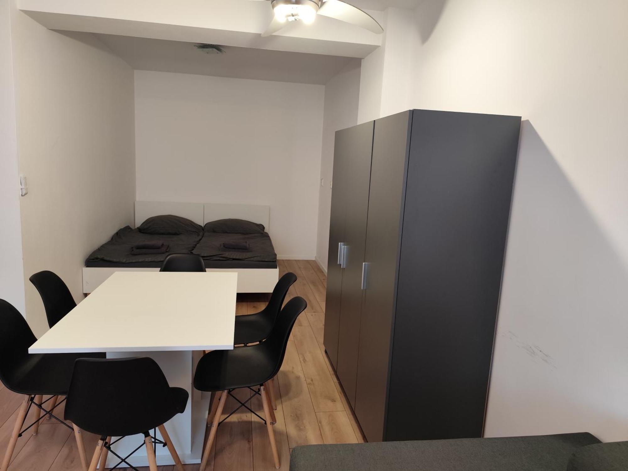 2 Room Apartment, Near Oc Galeria, Petrzalka Bratysława Zewnętrze zdjęcie